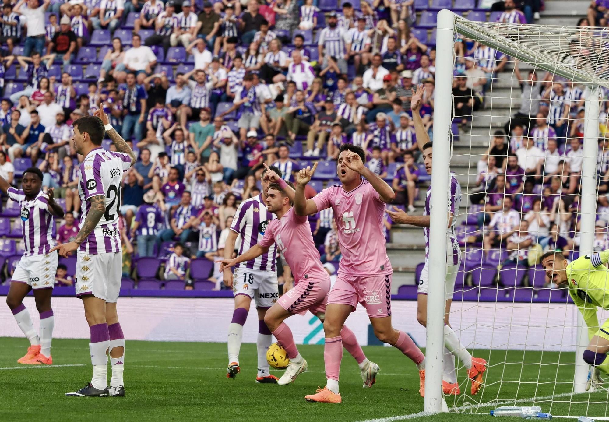 Las imágenes del Real Valladolid - Eldense (1-0)