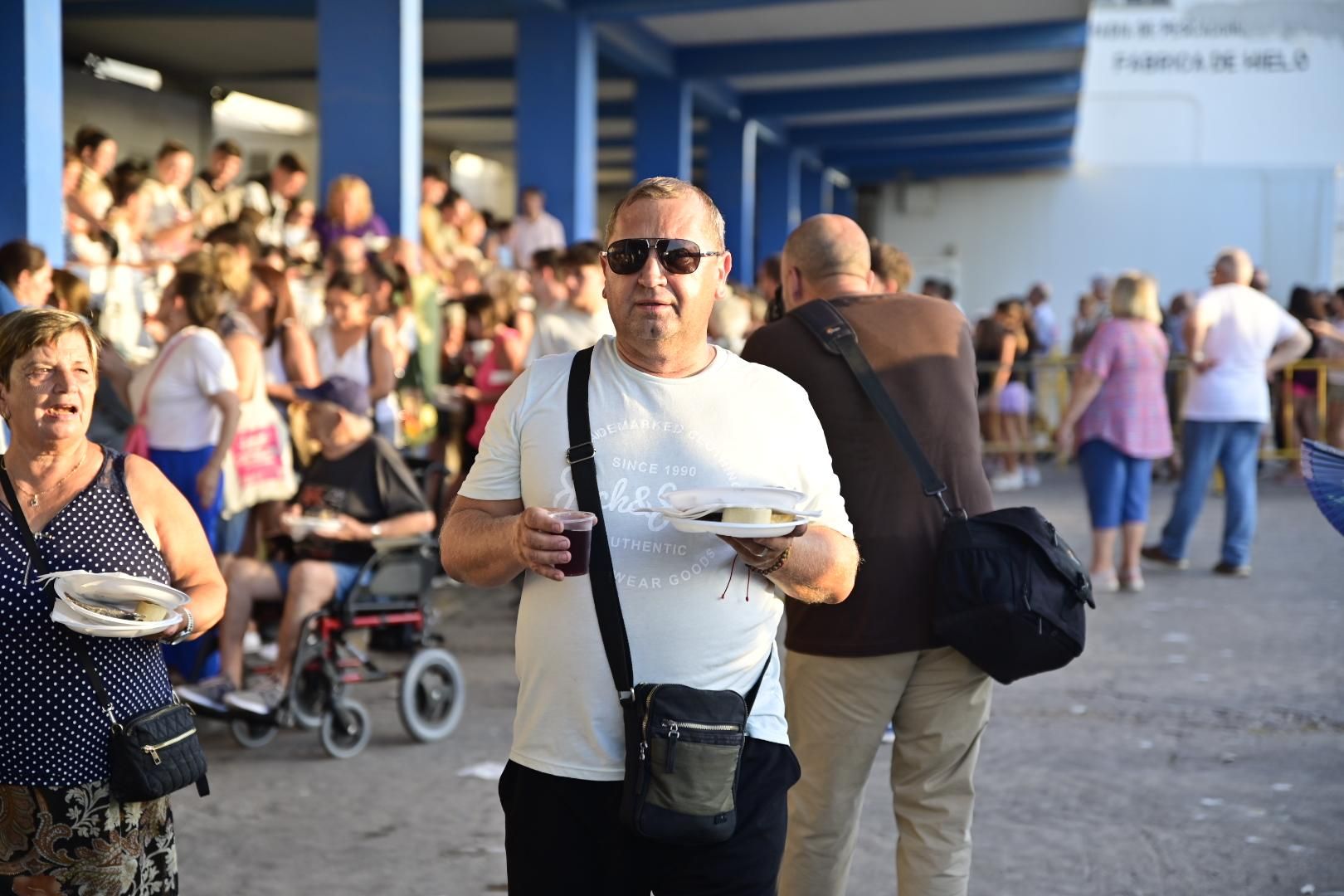 Galería | Torrà de sardinas en el Grau en Sant Pere