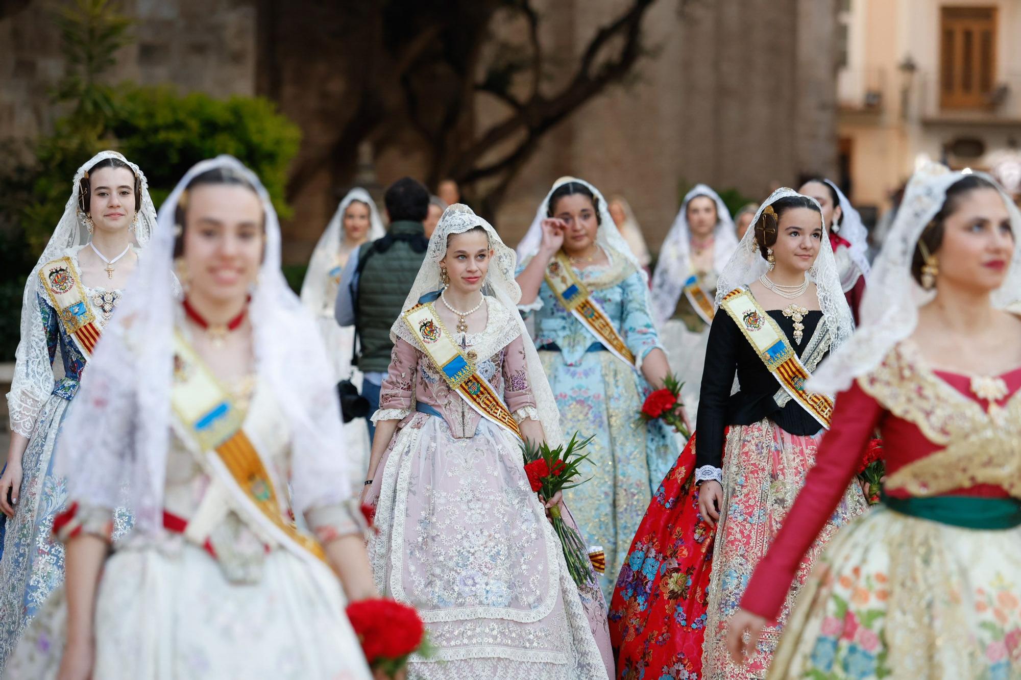 Búscate en el primer día de la Ofrenda en la calle San Vicente entre las 18:00 y las 19:00