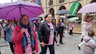 Avilés se moja por la Igualdad: la marcha feminista reúne a decenas de personas en su marcha anual