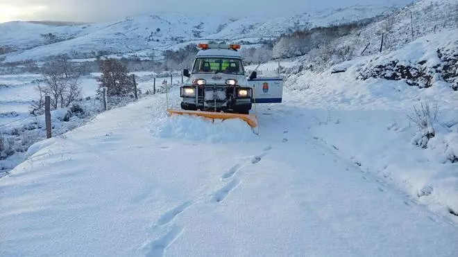 El paisaje nevado de la montaña de Ourense