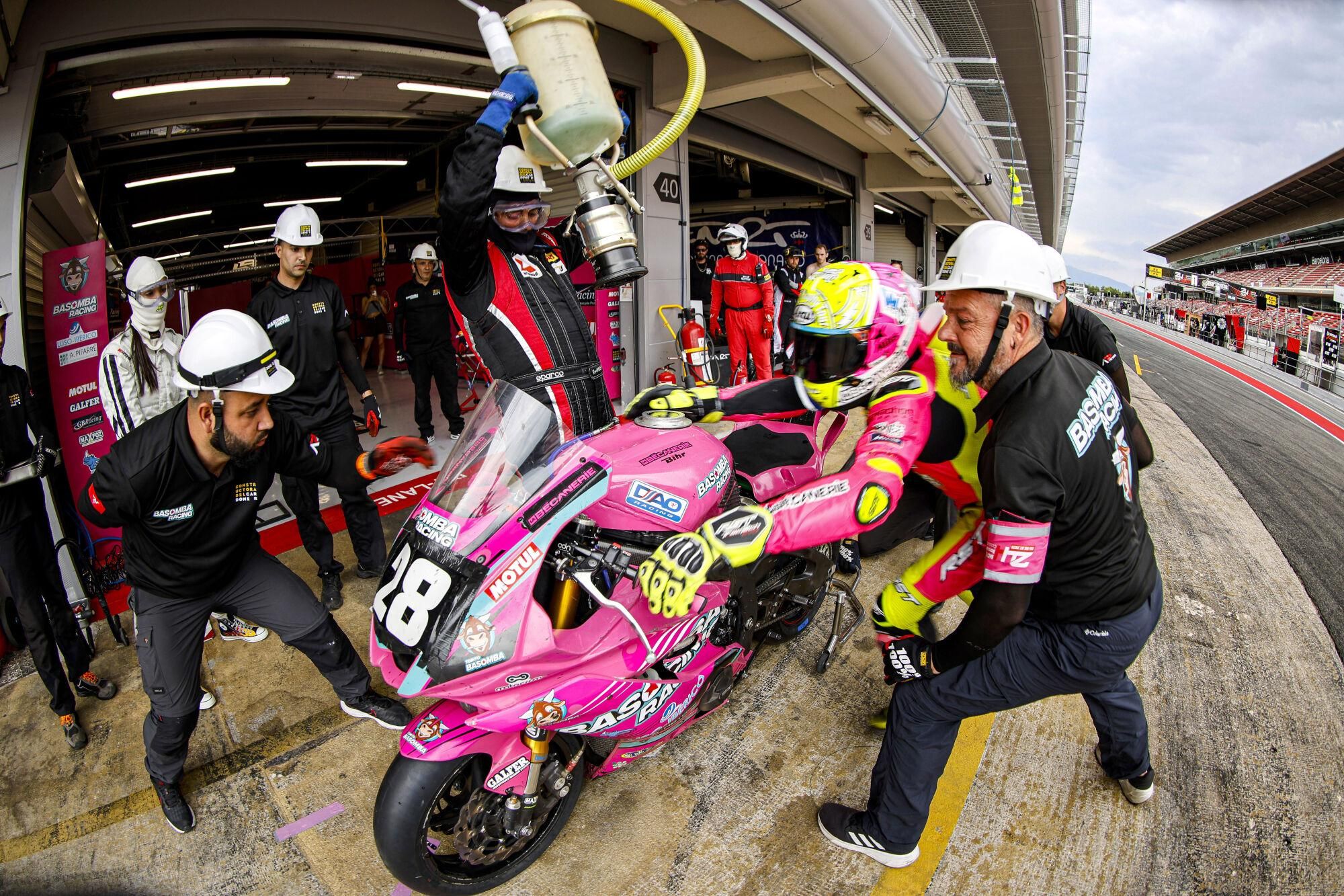 Imatges de les 24 hores de Montmeló de motociclisme 2025