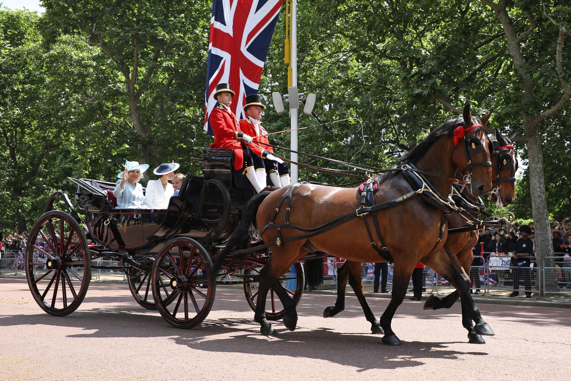 Londres se vuelca con el Jubileo de Platino de Isabel II