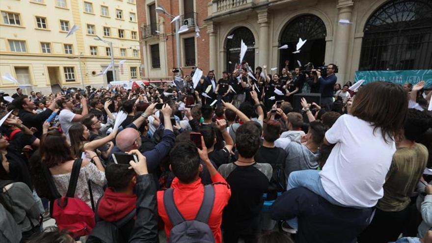 Castelló s’uneix per a plantar cara a l’assetjament en les aules a ritme de rap