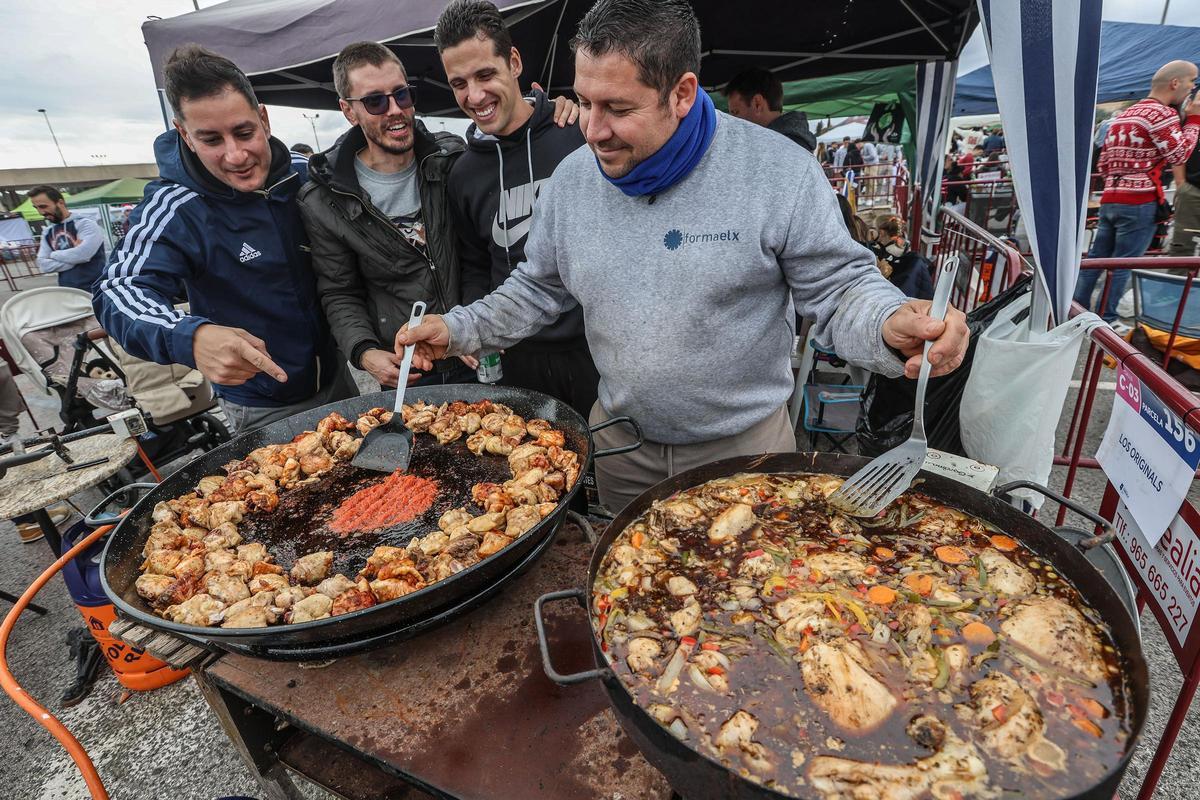Paella y más fiesta en Torrevieja Información