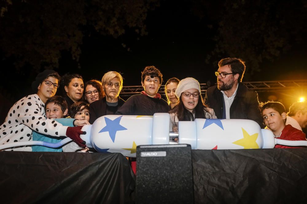 Encendido de las luces de Navidad: una ciudad prendida