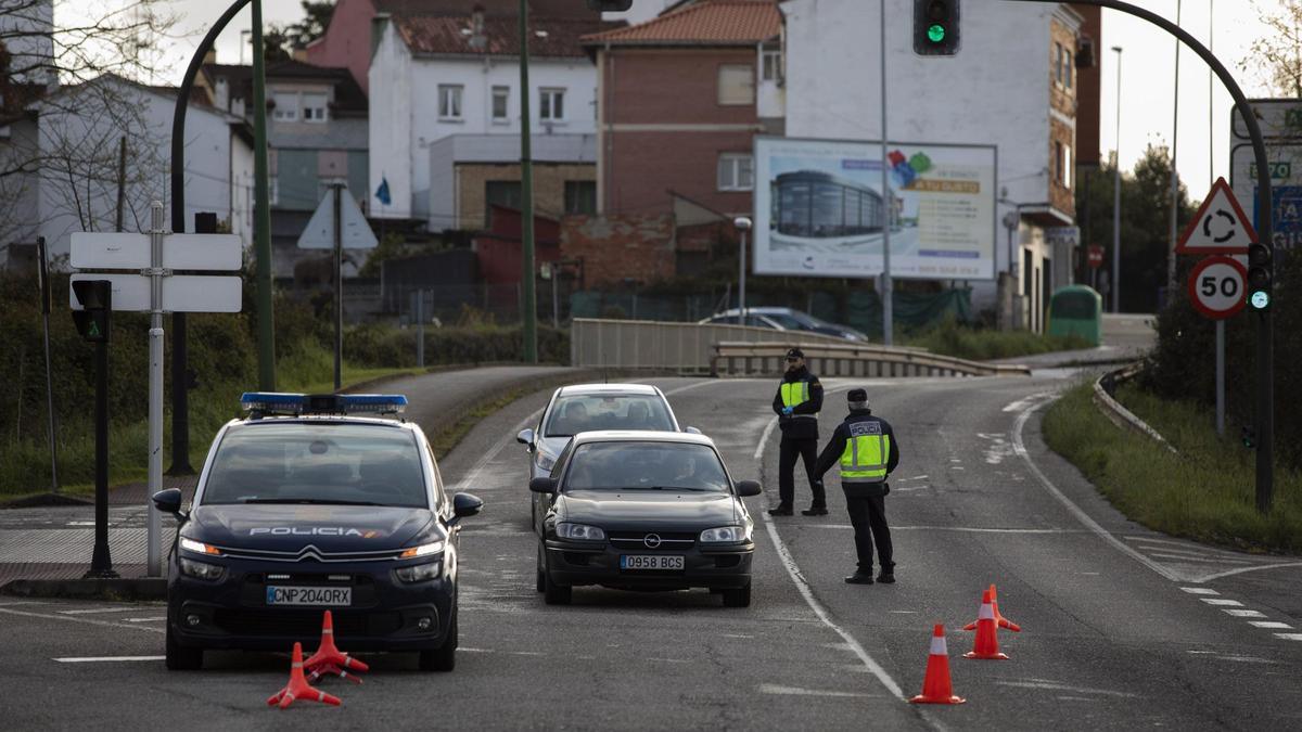 UN CONTROL DE LA POLICIA NACIONAL EN BUENAVISTA EN UNA IMAGEN DE ARCHIVO.