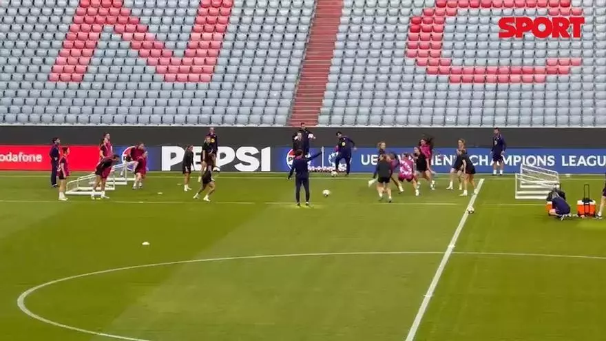 Sesión de entrenamiento del Barça femenino en el Allianz Arena antes de la Champions