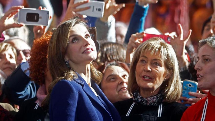 La Reina Letizia, en su última visita a València en el Mercat Central.