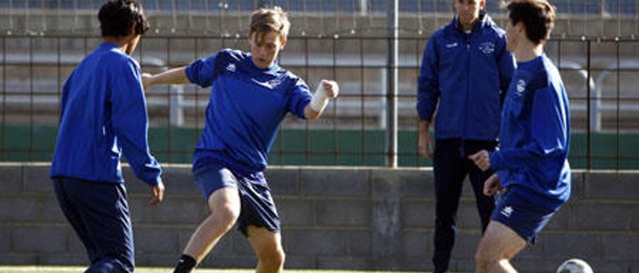 Una de las sesiones de entrenamiento matinal en las instalaciones de Cracks.