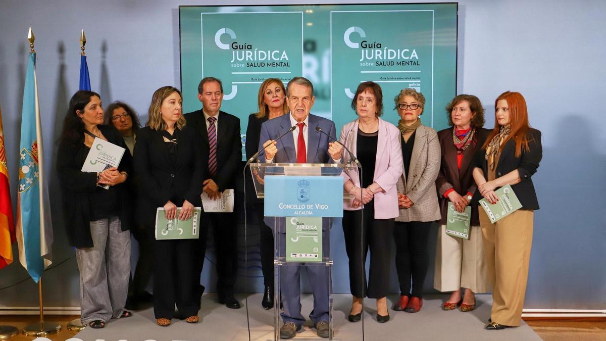 Presentación de la guía de salud mental de Salma, en el Concello de Vigo