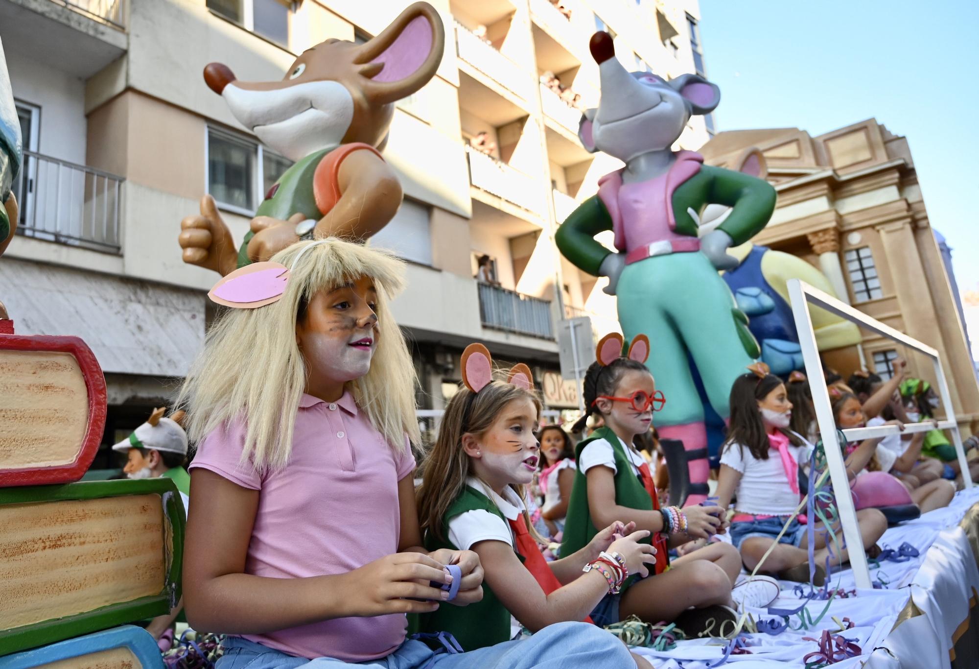 La Batalla de Flores vuelve a teñir de color las calles de Pontevedra