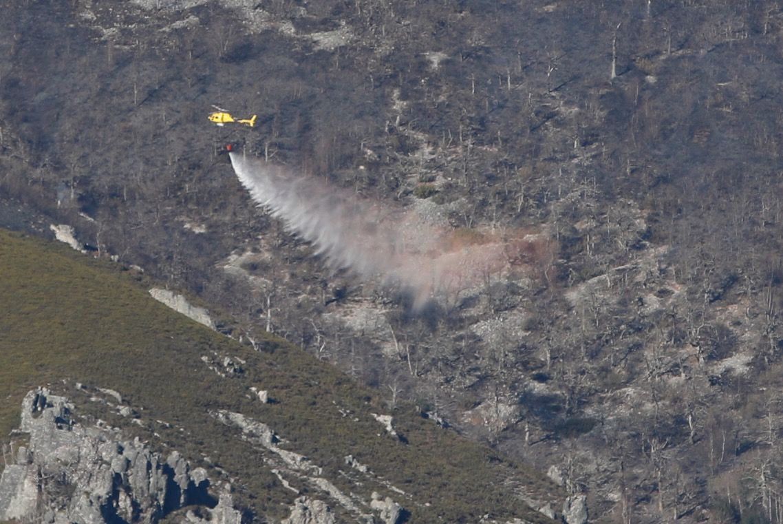 EN IMÁGENES: Así ha sido la extinción del incendio de Muniellos