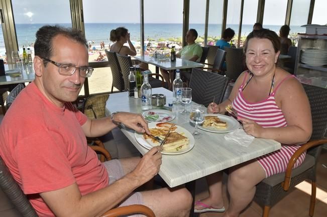 Reportaje turistas en los restaurantes del sur