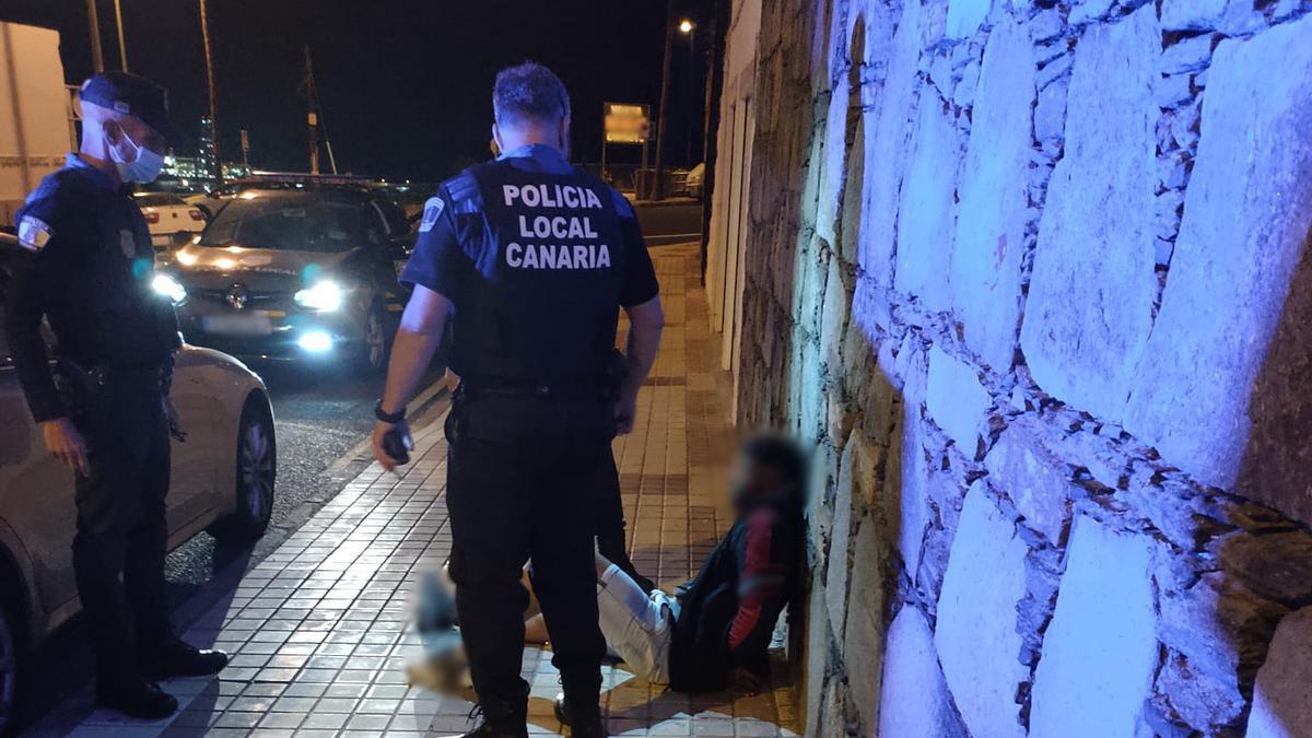 Detenido por huir de la policía a bordo de un BMW por varias calles de Escaleritas