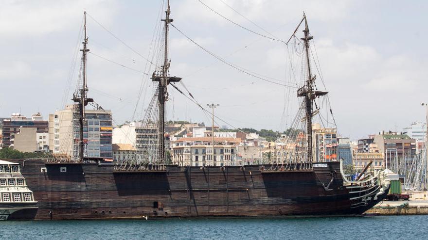 El Puerto de Alicante ofrece la &quot;réplica&quot; del Santísima Trinidad por 7.600 euros