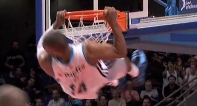 Orden de detención contra el exmadridista Marcus Slaughter por su presunto pasaporte falso