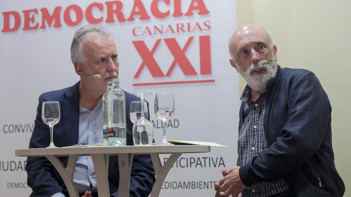 Francisco Etxeberria y Ángel Victor Torres.
