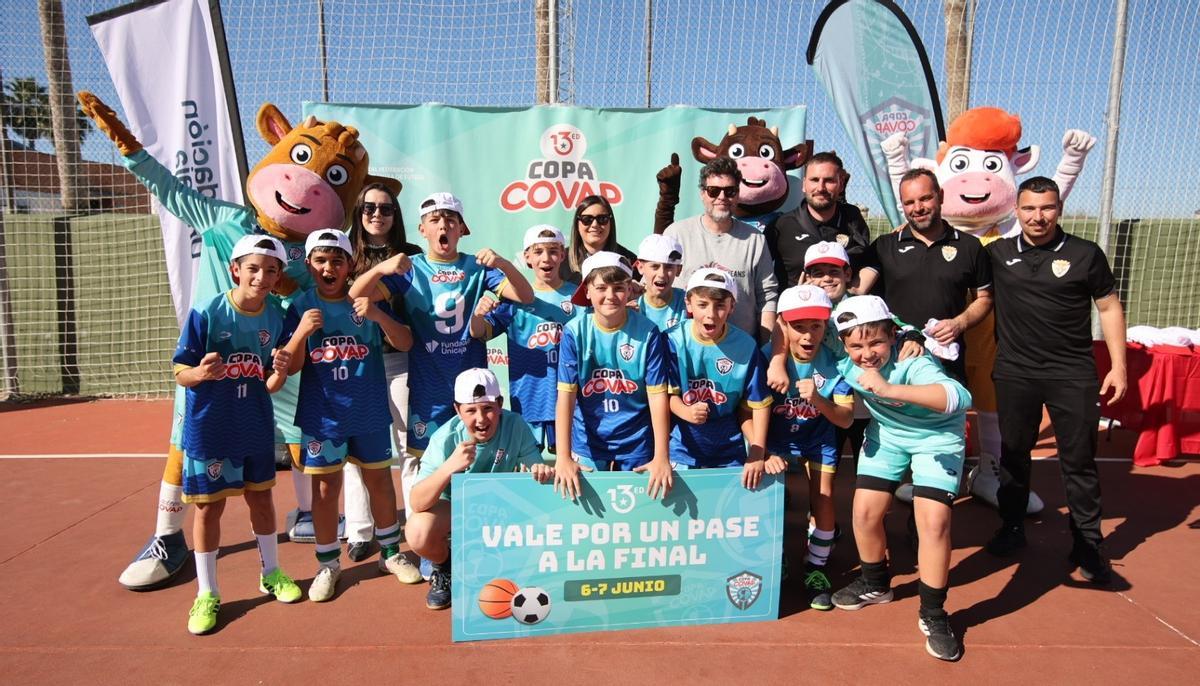 Atlético Cordobés, ganador en fútbol en la Copa Covap de Palma del Río.