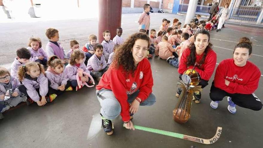 Visita de las chicas del Hostelcur a los niños del Príncipe de Asturias