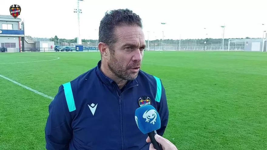 Atlético Levante - Atzeneta: Rueda de prensa de Tevenet