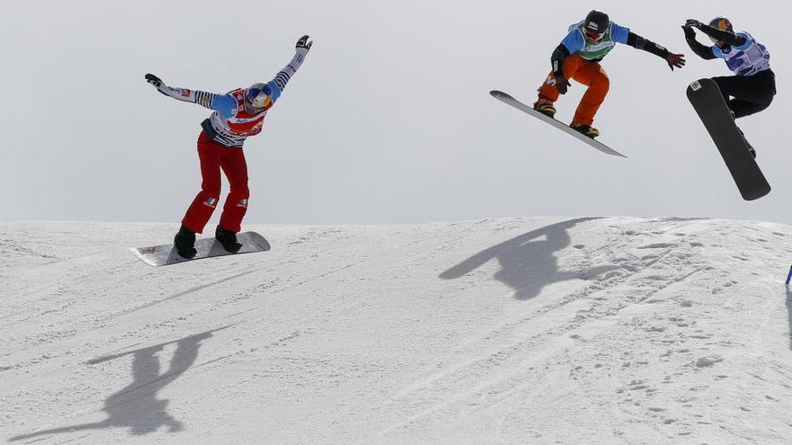 Lucas Eguibar, medalla de plata en boardercross en el Mundial de Sierra Nevada