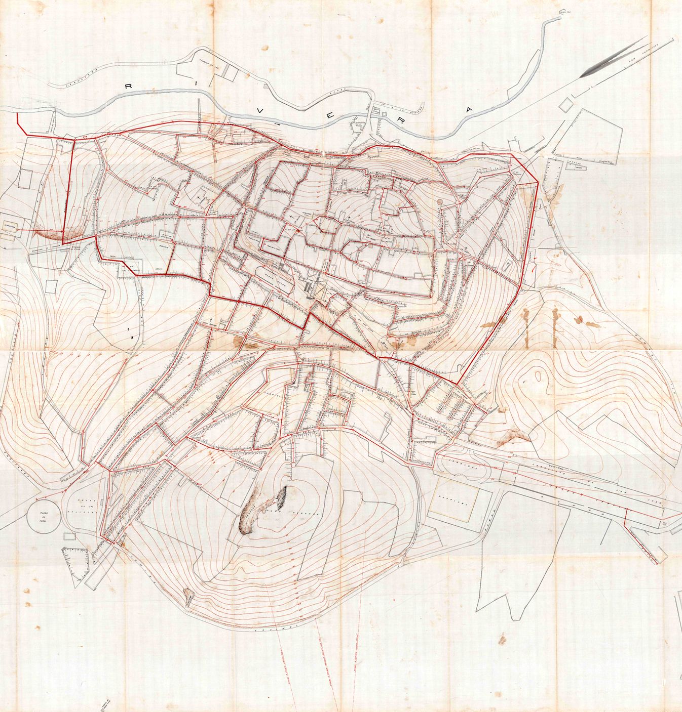 Plano general de la red de saneamiento de Cáceres planificada en 1922.