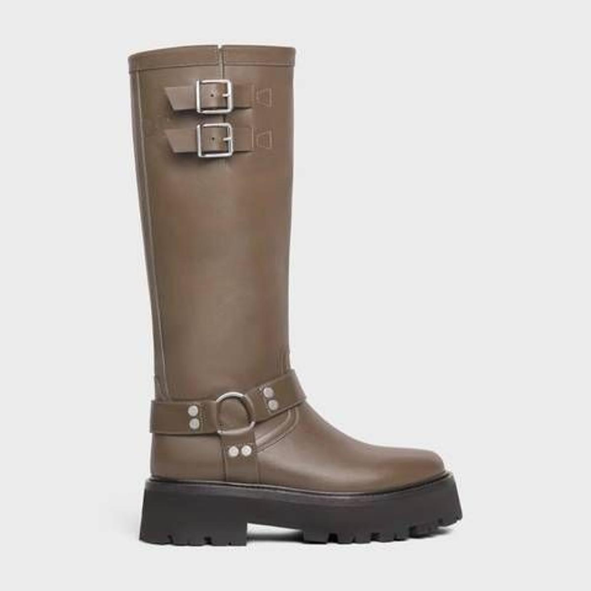 Bota de piel de becerro de estilo motero de Celine