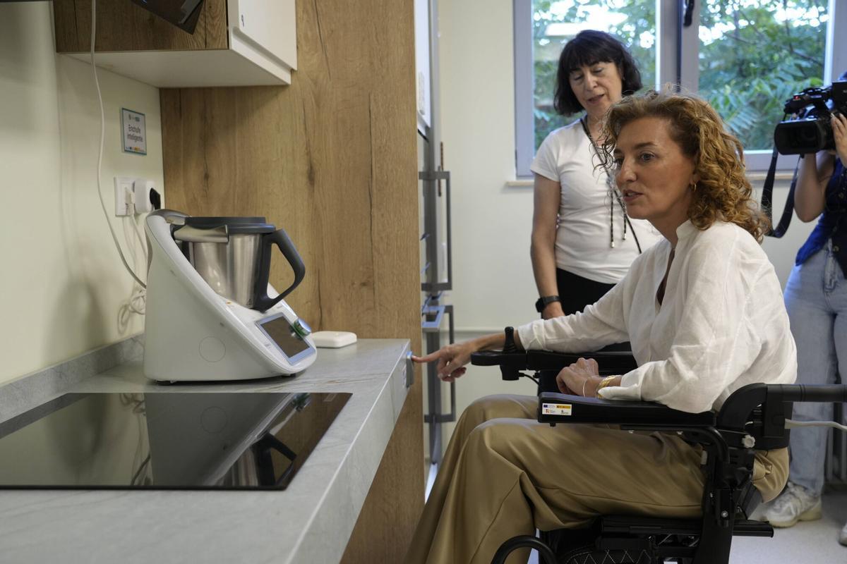 La consejera de Educación, María Pardo, visita el CIFP Ciudad de Zamora