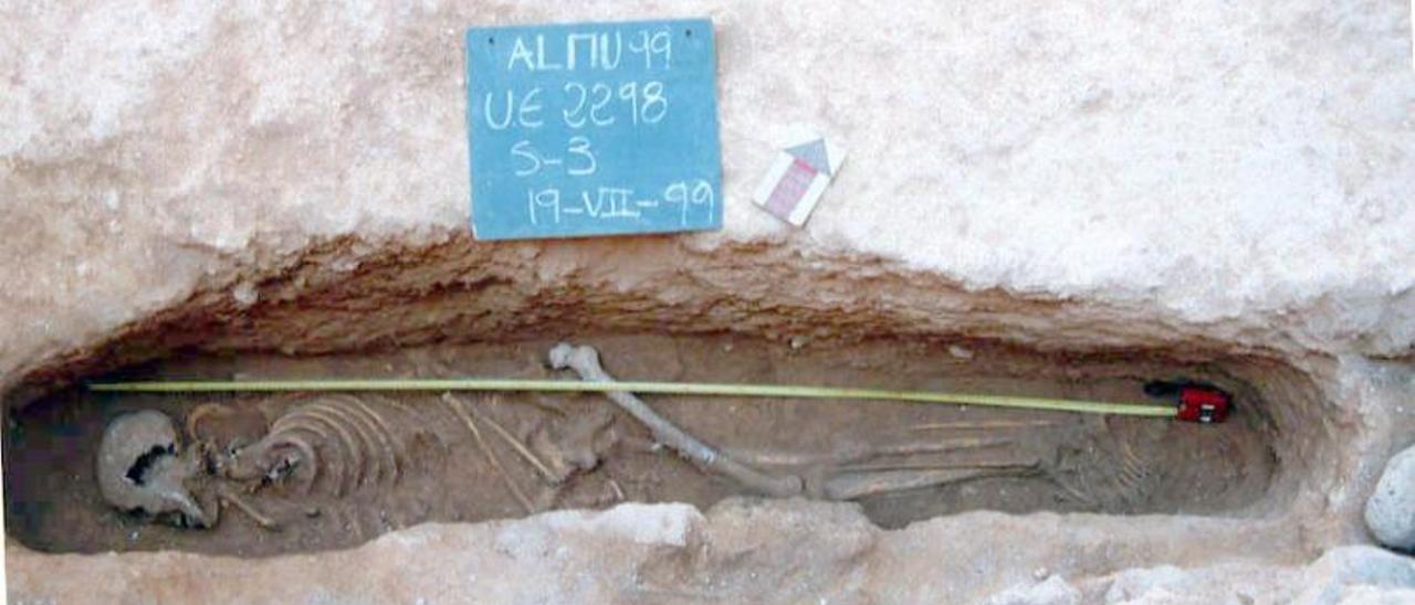 Los restos del llamado «Gigante de Segorbe» cuando fue encontrado en 1999. | LEVANTE-EMV