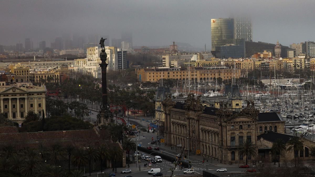 Contaminación sobre Barcelona