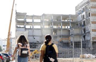 Vídeo: La demolición del edificio de Flex en Málaga