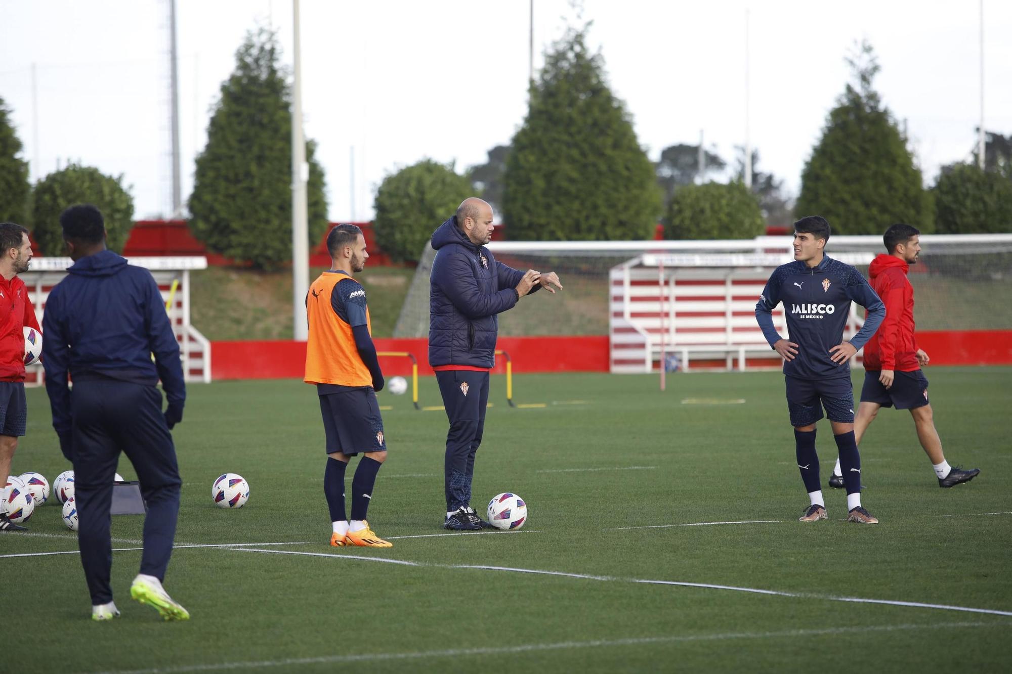 El Sporting vuelve a entrenar después de la victoria en Villareal (en imágenes)