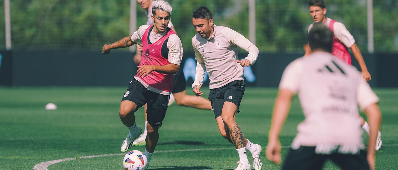 Jugadores del Celta durante un entrenamiento en la ciudad deportiva