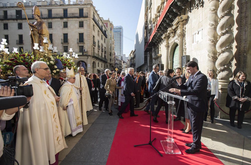 Alicante se ha volcado hoy con los actos por la festividad de San Nicolás