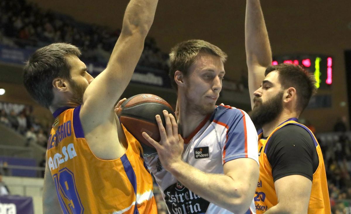 Lance de un partido del Obradoiro correspondiente a la pasada temporada. // Xoán Álvarez