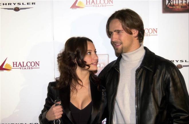 Las famosas novias de Gonzalo Miró