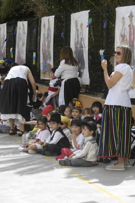 FIESTA DIA DE CANARIAS EN EL COLEGIO AGUADULCE