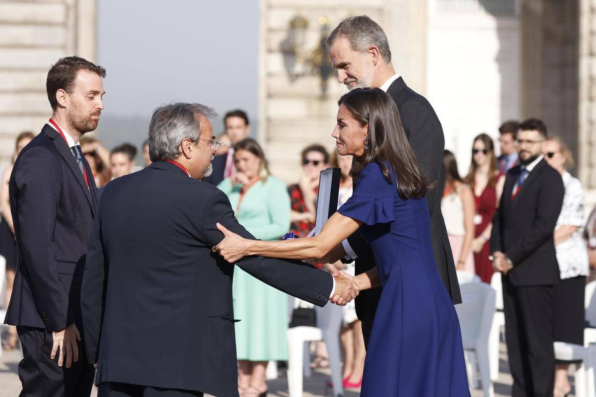 Los Reyes y Sánchez presiden el tercer homenaje a las víctimas de la pandemia