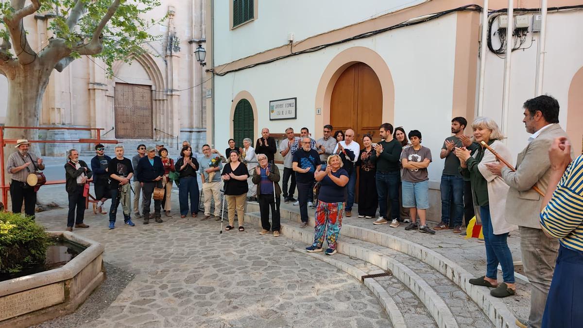 Acto de homenaje a tres víctimas del franquismo en Esporles