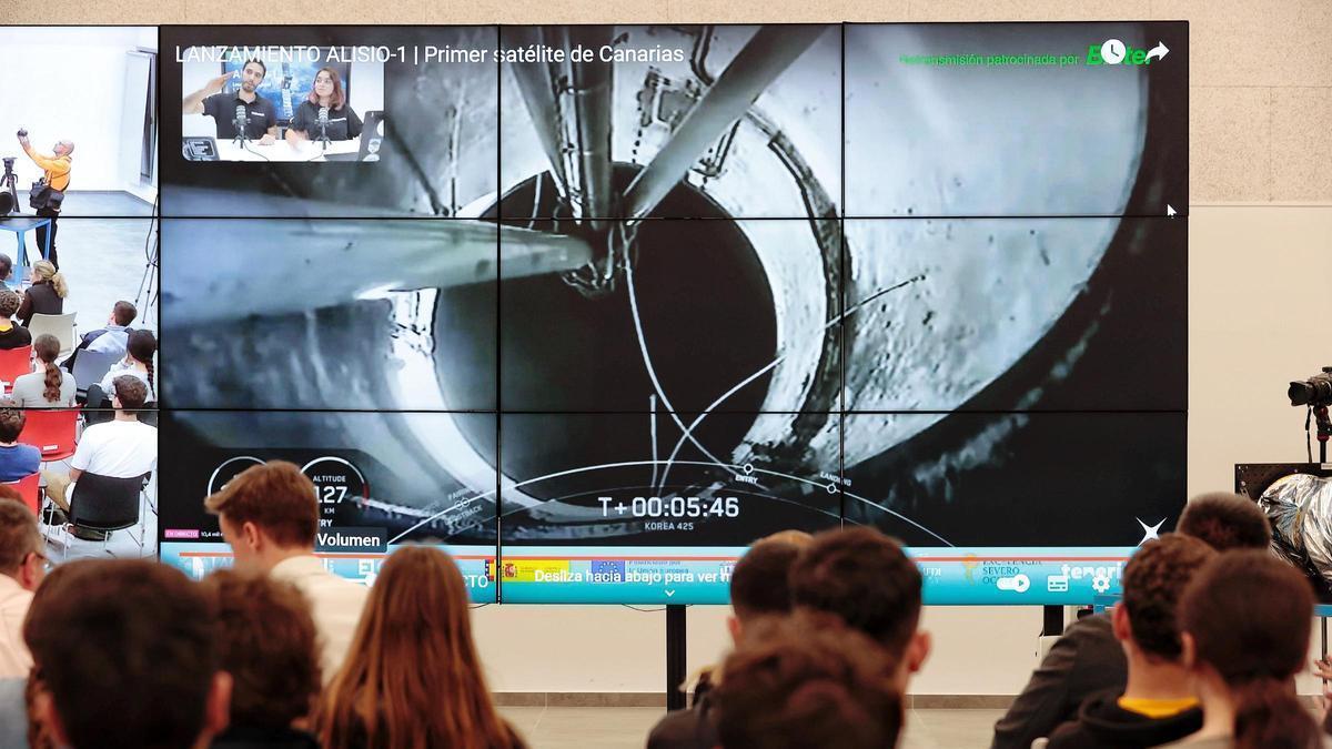 Lanzamiento del Alisio-1, el primer satélite canario realizado por el Instituto de Astrofísica de Canarias (IAC) que se puso en órbita en 2023.