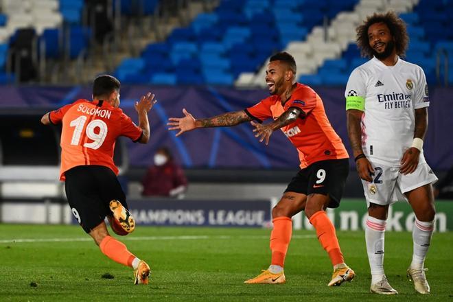 Las imágenes de la derrota del Real Madrid ante el Shakhtar Dontsk, de la primera jornada de la Liga de Campeones en el estadio Alfredo di Stefano