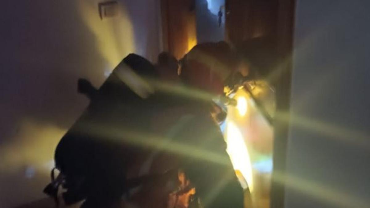 Atendidas 13 personas por inhalación de humo en un incendio en una ...