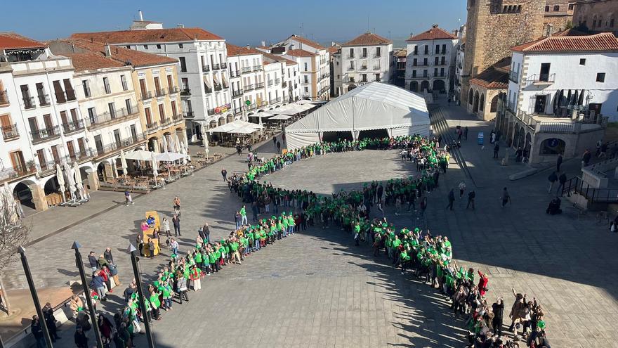 Un lazo contra el cáncer en Cáceres