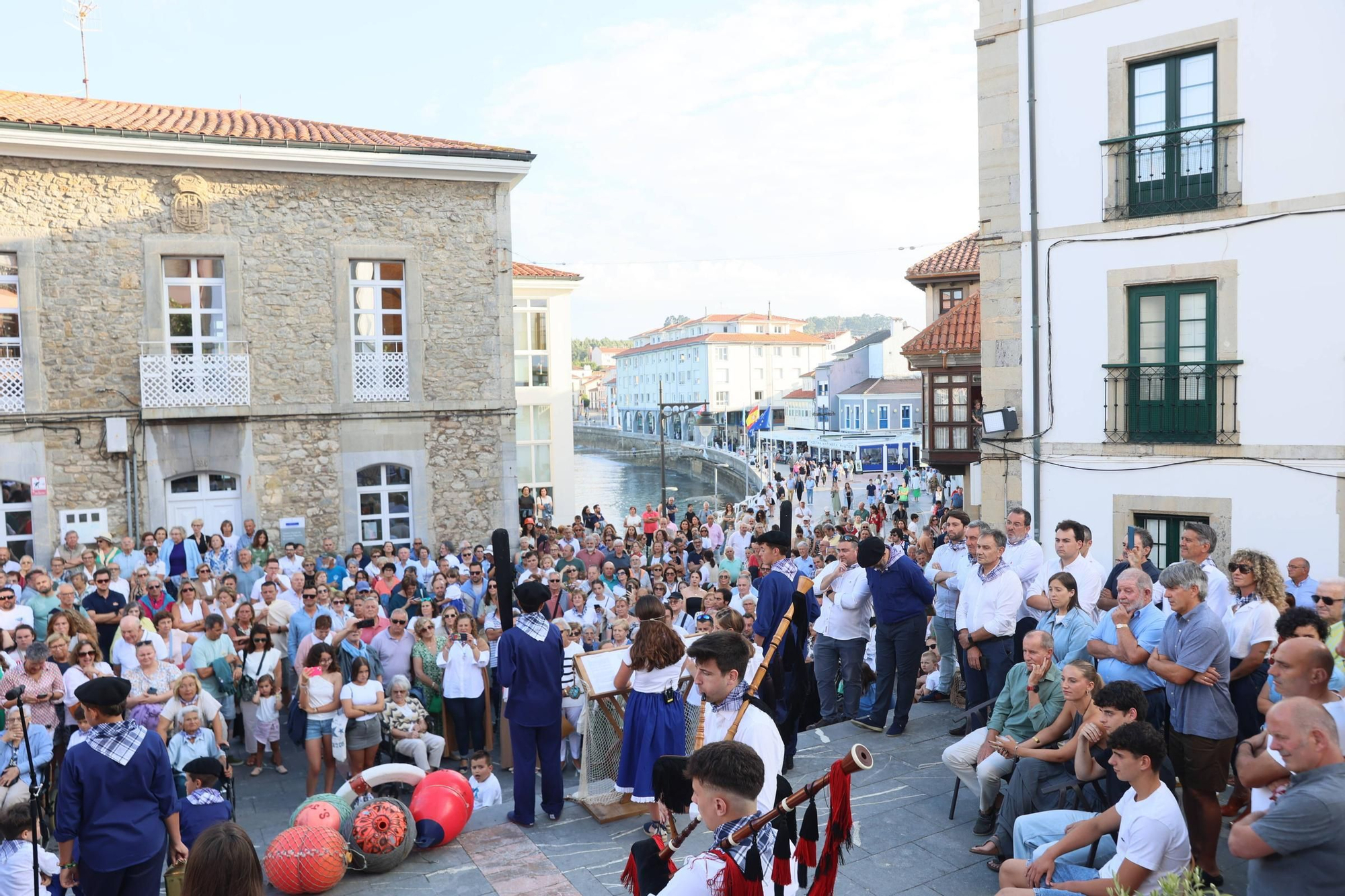 EN IMÁGENES: La procesión de "la llamada de la mar" en el Carmen de Luanco