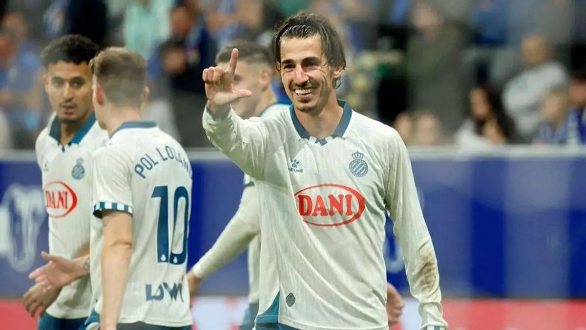 Las amenazas del Espanyol frente al Elche: la pizarra de Manolo, el muro de Dmitrovic y el acierto de Milla