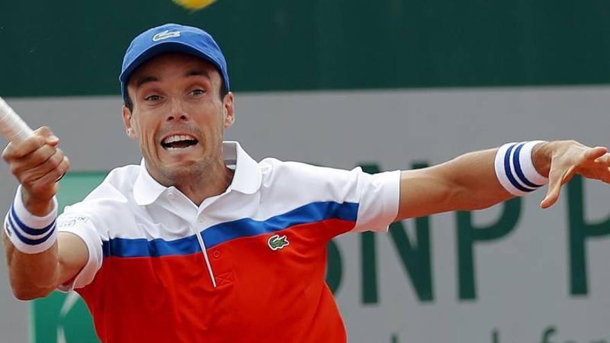 Bautista accede a segunda ronda de Roland Garros con autoridad