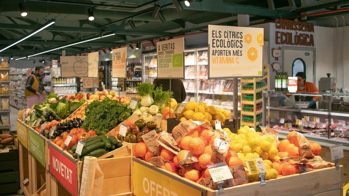 El 100% de la energía de los supermercados ecológicos Veritas de proviene de fuentes renovables.