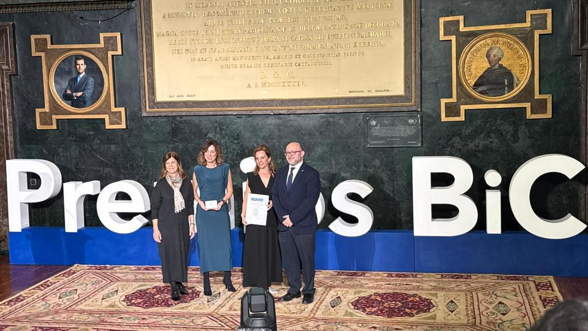 Un momento de la entrega de los premios Best in Class a la Mejor Atención Primaria Integrada del grupo Ribera en el Departamento del Vinalopó