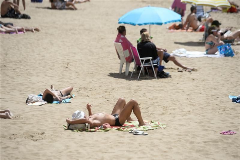 Playa de Las Canteras en Semana Santa